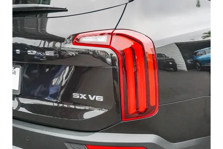 $27492 : Kia Telluride 2020 AWD SX 4d image 9