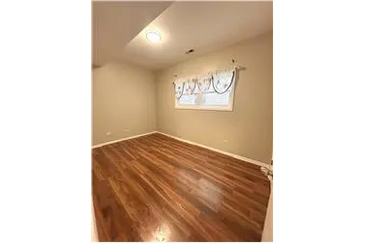 $2925 : Rental property with 3 bedro image 4