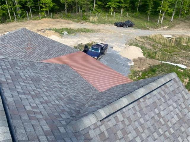 CH Roofing LLC image 6