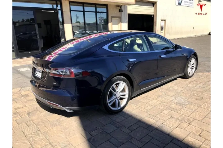 $17990 : 2013 Model S Signature image 2