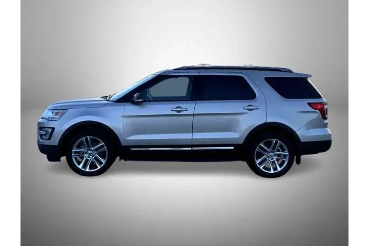 $11495 : Ford Explorer 2017 AWD XLT 4 image 8