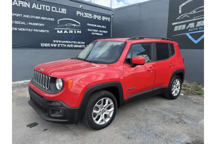 $6850 : 2017 Renegade Latitude image 4