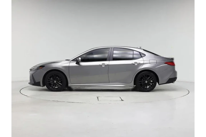 $29998 : Toyota Camry 2025 SE 4dr Sed image 3