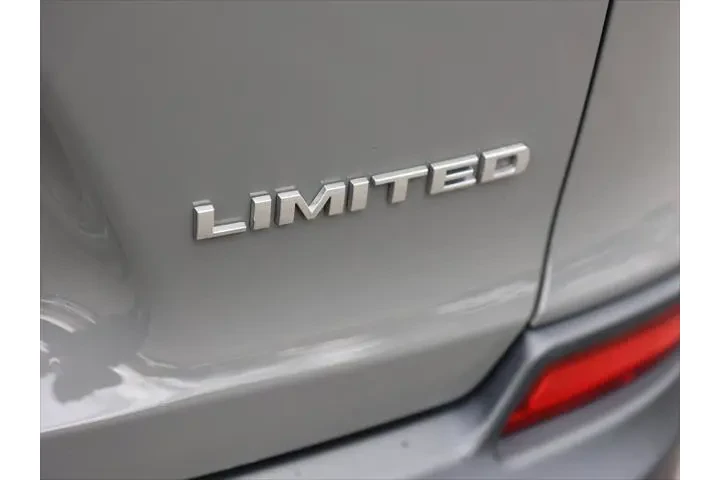 $20700 : Jeep Cherokee 2021 4x4 Limit image 10