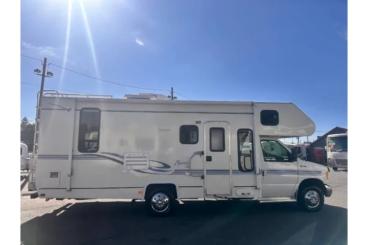 $22900 : 1999 Shasta RV Spirit 240 image 9