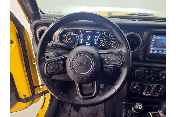 $28998 : Jeep Wrangler 2021 4x4 Willy image 9