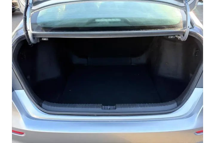 $20395 : Honda Accord 2023 EX 4dr Sed image 8