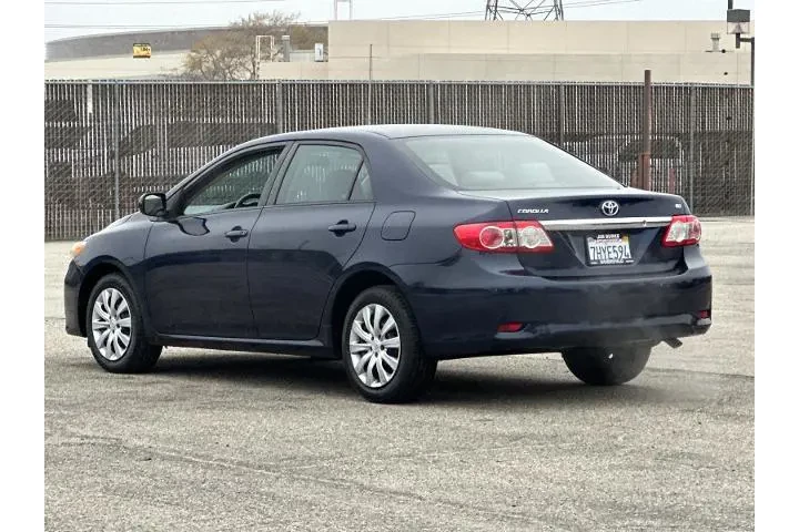 $8990 : Toyota Corolla 2012 S 4dr Se image 5