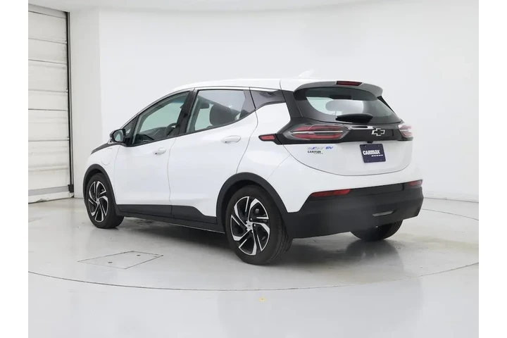 $23998 : Chevrolet Bolt EV 2023 2LT 4 image 2