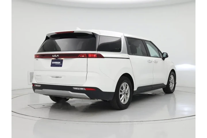 $29998 : Kia Carnival 2024 LX 4dr Min image 8