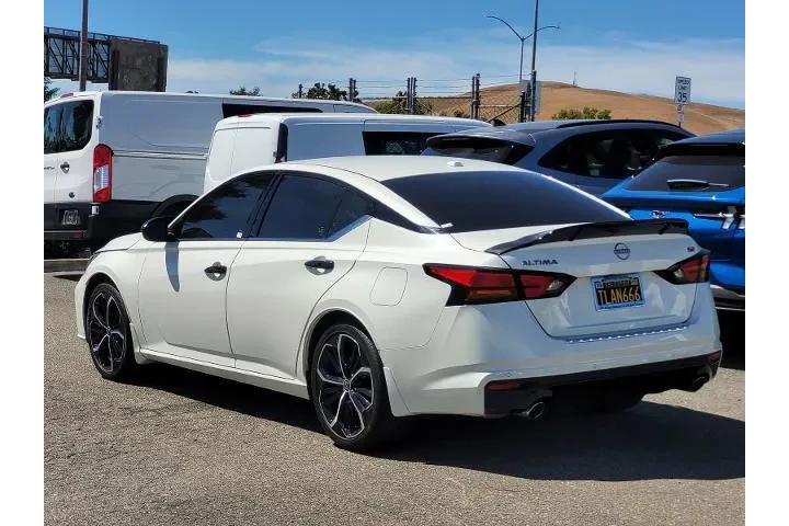 $19200 : Nissan Altima 2023 2.5 SR 4d image 6