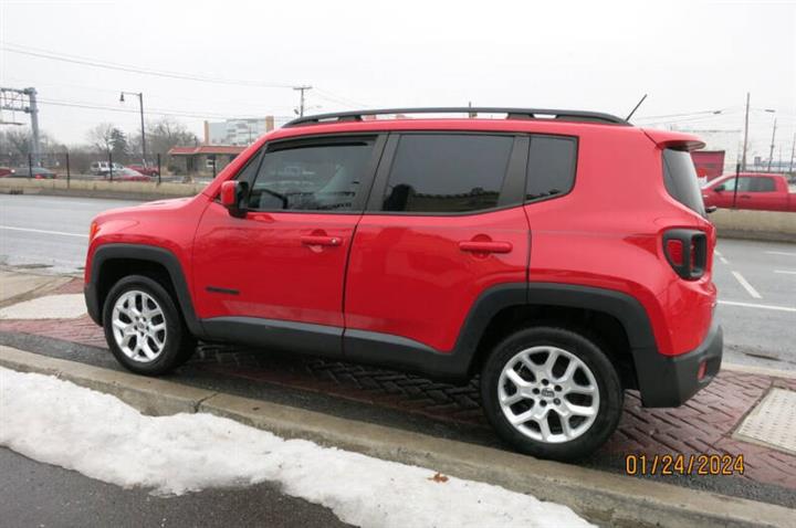 $11495 : 2015 Renegade Latitude image 7