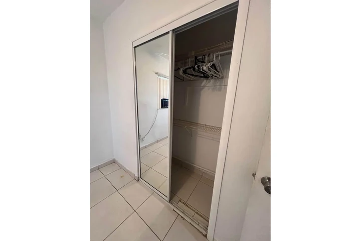 $750 : *Habitación para una persona e image 3