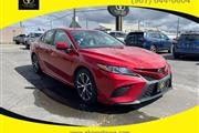 $25999 : 2019 TOYOTA CAMRY SE SEDAN 4D thumbnail