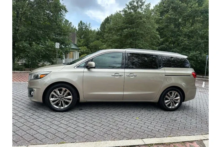 $6000 : 2015 Sedona SX Limited image 6