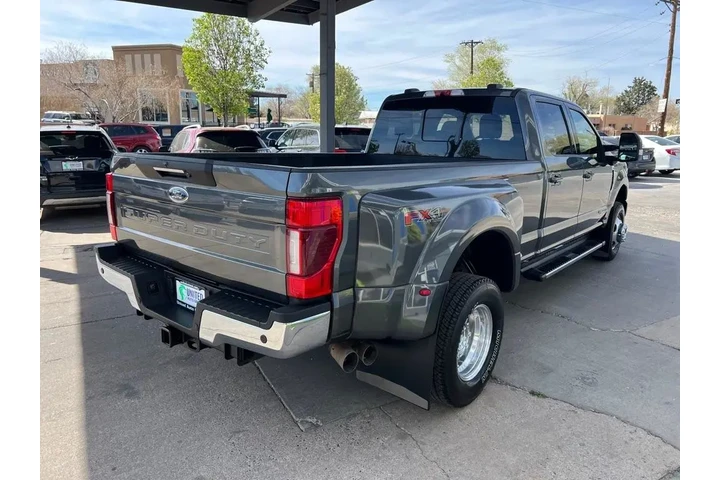 2020 F-350 SD Lariat Crew Cab image 5
