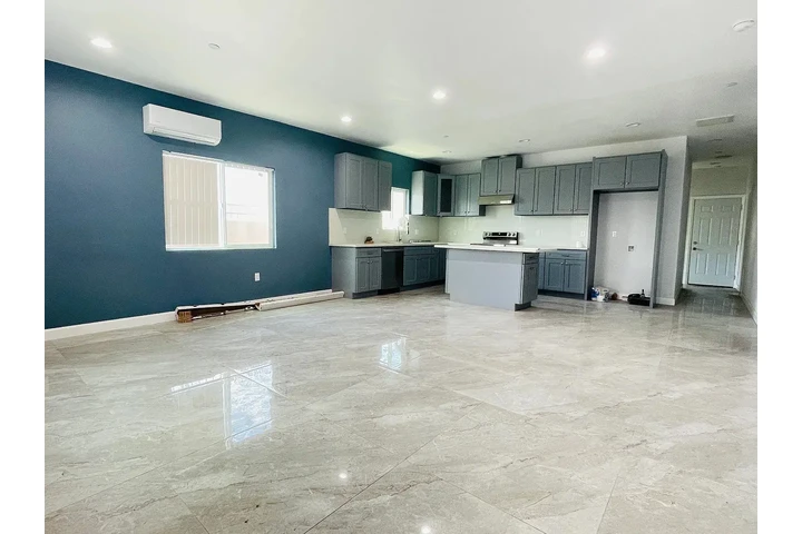 $1000 : Newly built, 3 bedrooms home image 2