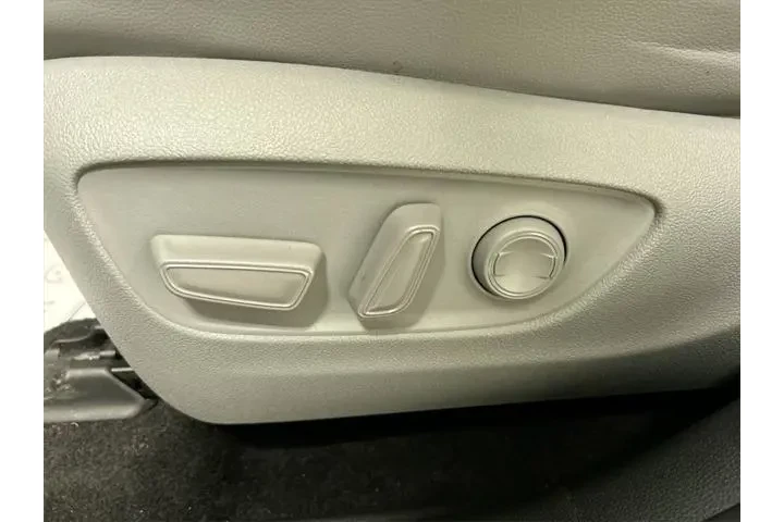 $35000 : Toyota Highlander 2023 AWD X image 10