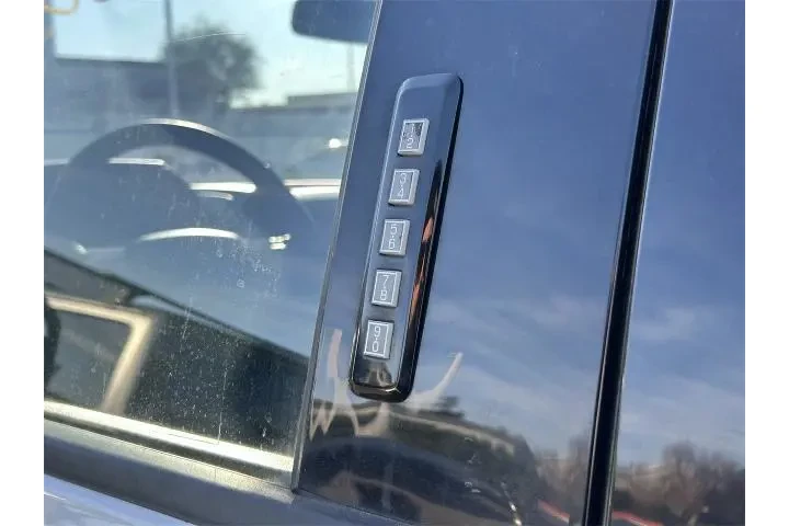 $23994 : Ford F-150 2016 4x4 King Ran image 9