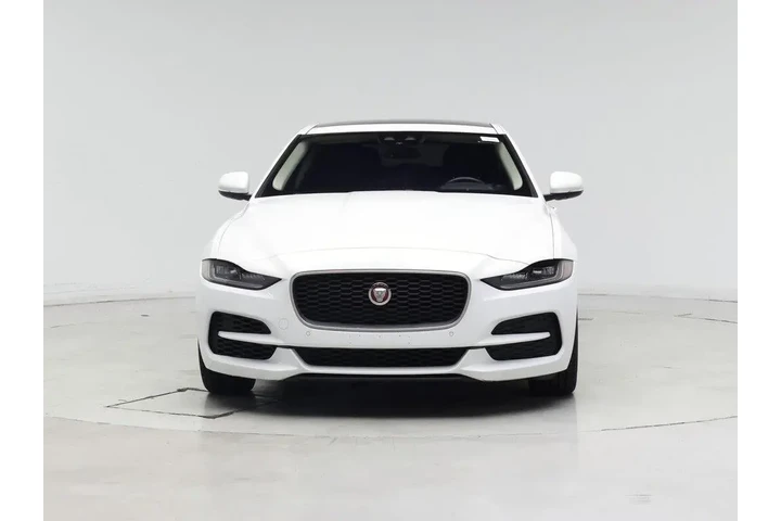 $19998 : Jaguar XE 2020 P250 S 4dr Se image 5