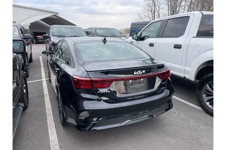 $20992 : Kia Forte 2023 GT-Line 4dr S image 4