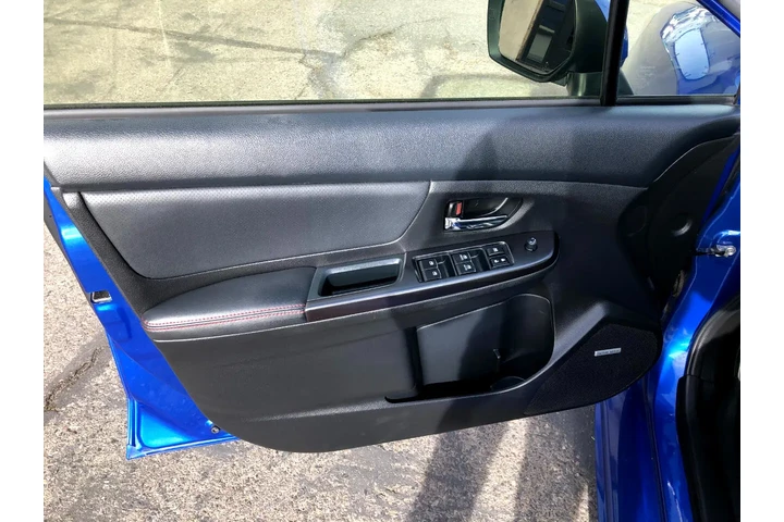 $22990 : 2017 WRX Limited 6M image 10