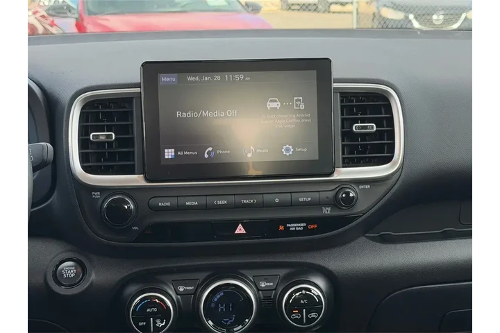 $21500 : Hyundai VENUE 2025 SEL 4dr C image 9