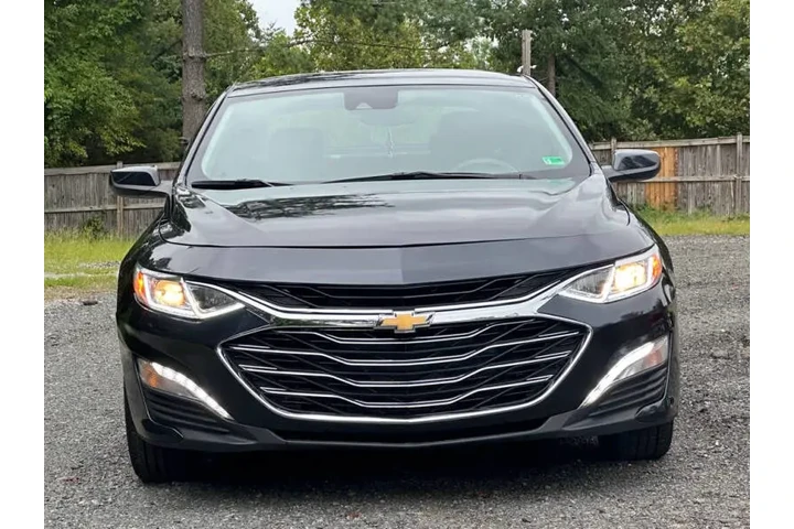 $14990 : 2023 Malibu LT image 3