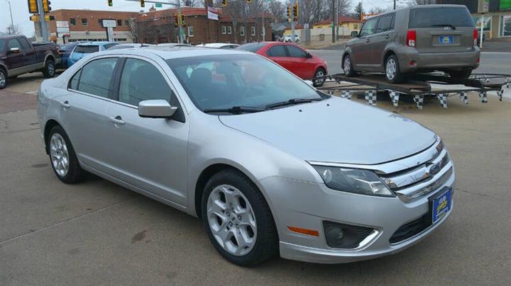 $7999 : 2011 Fusion SE image 9