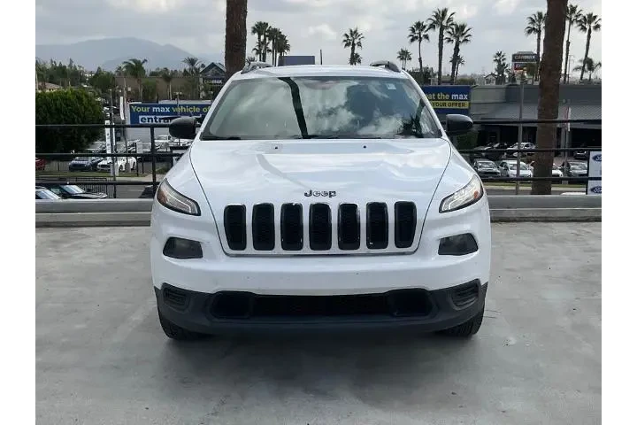 $9995 : Jeep Cherokee 2015 Sport 4dr image 2