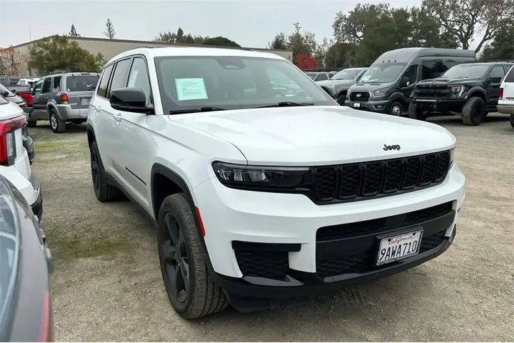 $29462 : Jeep Grand Cherokee L 2022 4 image 2