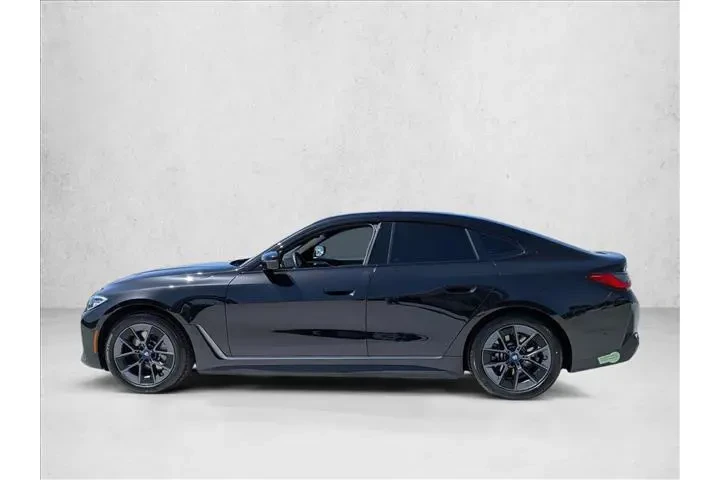 $33585 : BMW i4 2023 eDrive35 Gran Co image 9