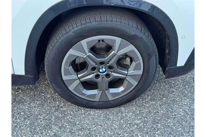 $32777 : BMW X1 2025 AWD xDrive28i 4d image 10