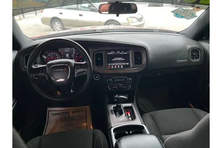 2023 Charger SXT image 9