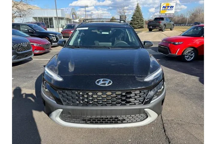 $19566 : Hyundai KONA 2023 AWD SEL 4d image 3