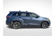 $13000 : Toyota Highlander 2016 XLE 4 thumbnail