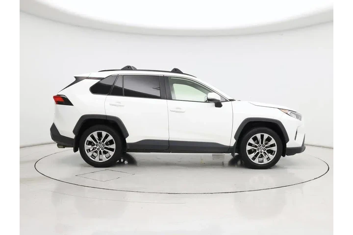 $19998 : Toyota RAV4 2019 XLE Premium image 7