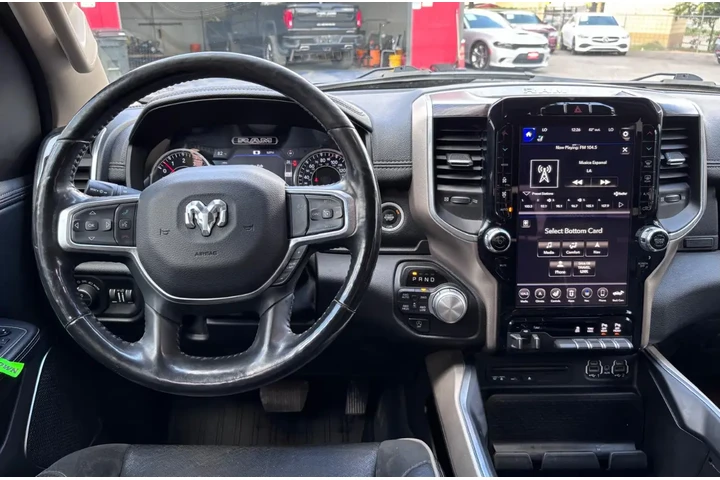 2019 RAM 1500 Laramie image 8