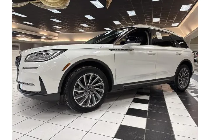 $37000 : Lincoln Corsair 2023 AWD Res image 4