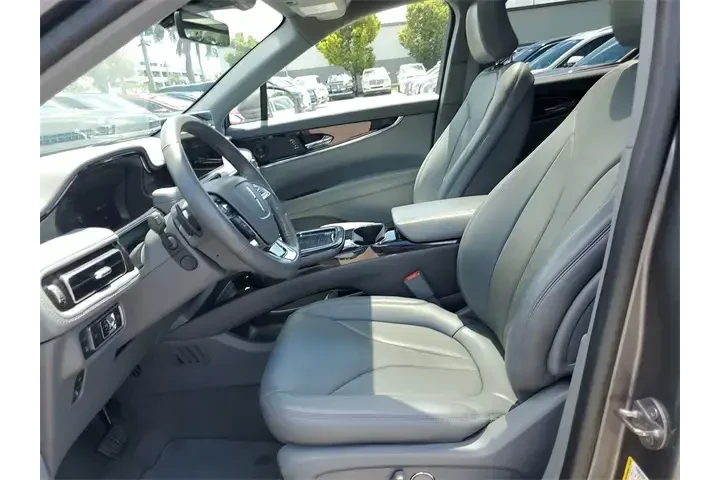 $24990 : Lincoln Nautilus 2021 Reserv image 10