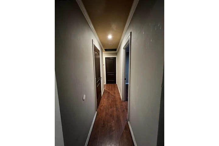 $875 : LOS ANGELES image 6