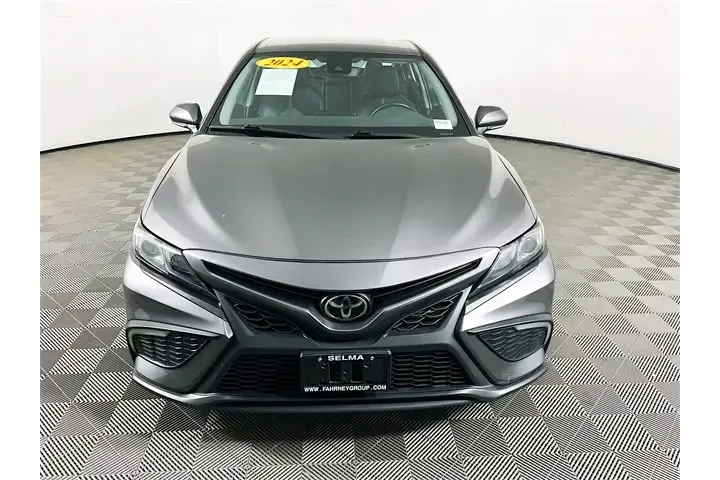 $24500 : Toyota Camry 2024 SE 4dr Sed image 2
