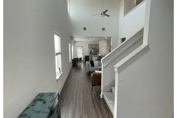 $1350 : HOUSE AVAILABLE IN AUSTIN TX image 7