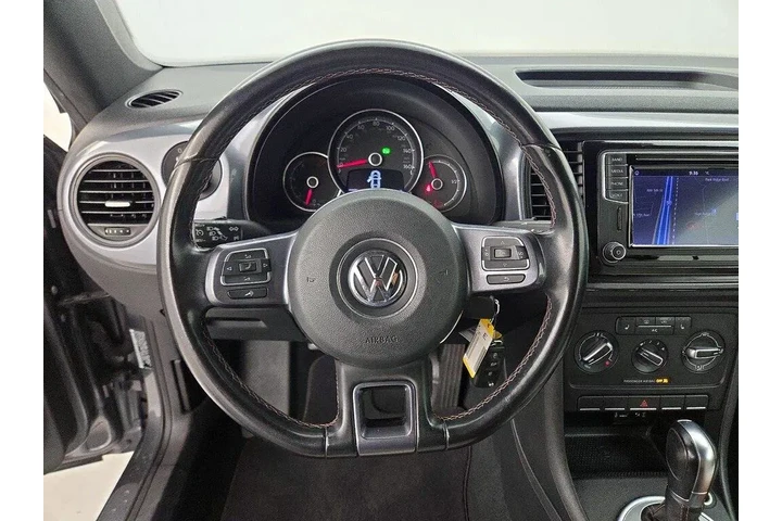 $16998 : Volkswagen Beetle Convertibl image 10