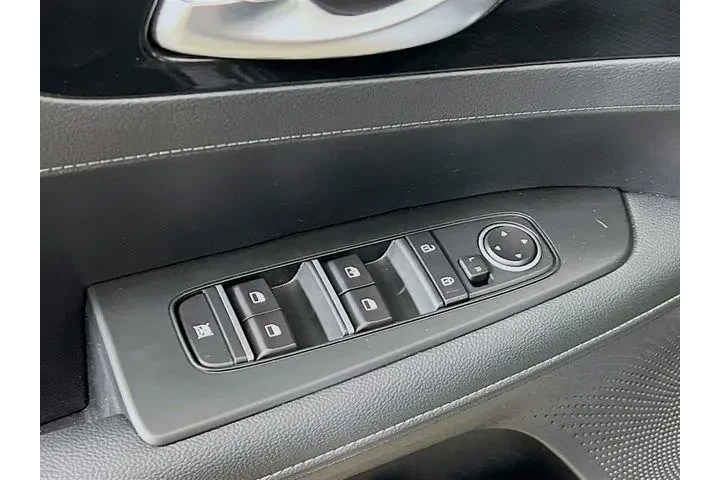 $23988 : Kia Forte 2024 GT-Line 4dr S image 9