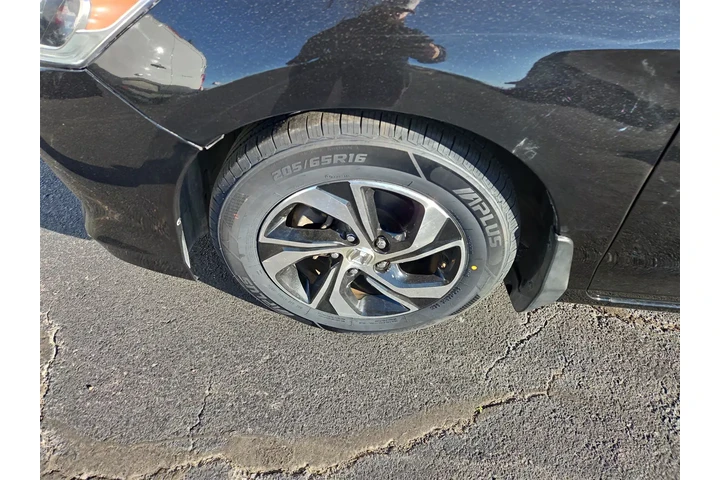 $16995 : 2016 Accord LX Sedan CVT image 9