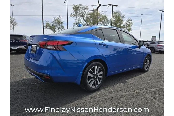 $13984 : Nissan Versa 2021 SV 4dr Sed image 6