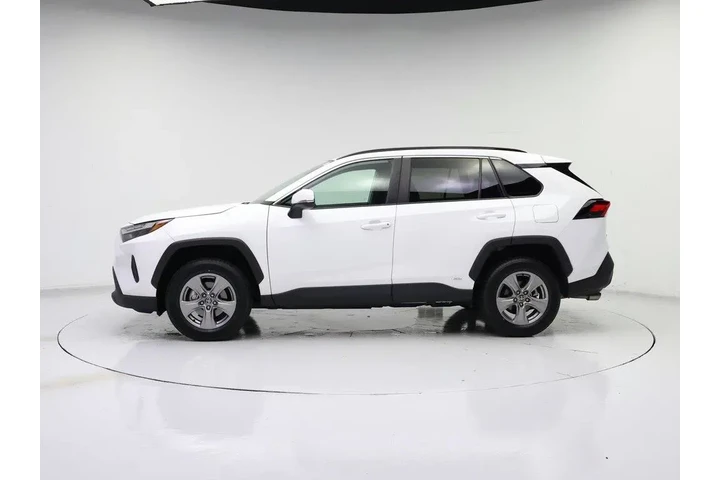 $29998 : Toyota RAV4 Hybrid 2023 AWD image 3