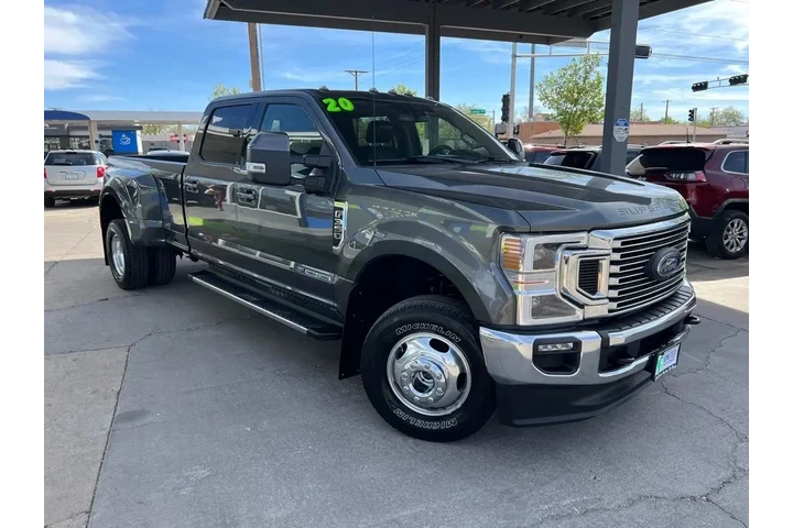 2020 F-350 SD Lariat Crew Cab image 3