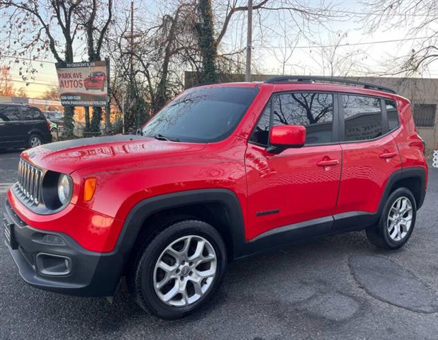 $9995 : 2015 Renegade Latitude image 4